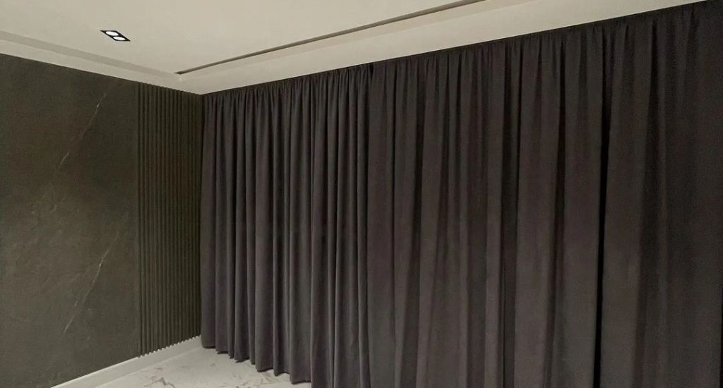 Curtains shop in dubai